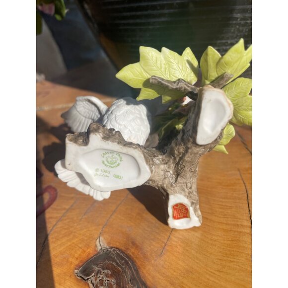Porcelain Dove Sculpture Flower Branch Handpainted Home Decor Accent Lefton 1983 - Picture 5 of 7